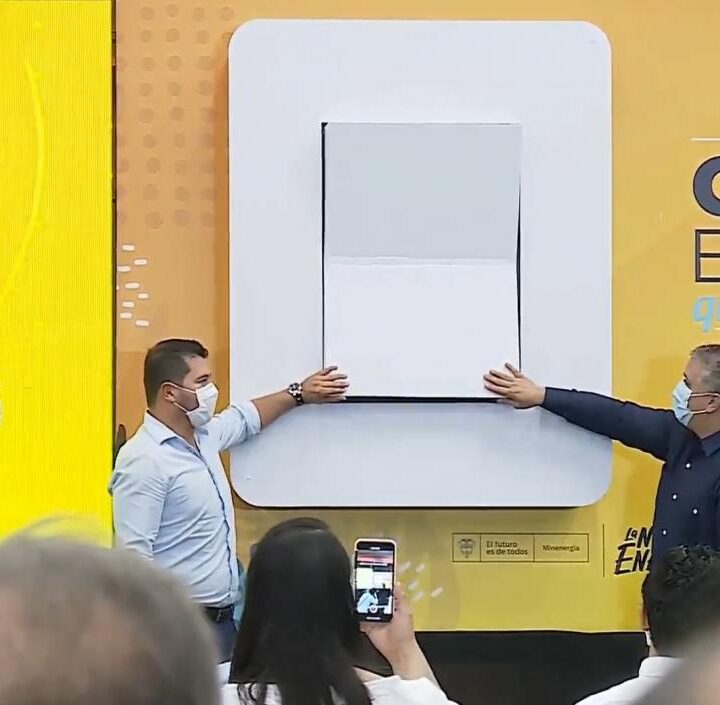 Hoy entrarán a operar las dos empresas responsables de la comercialización del servicio de energía en 7 departamentos costeños y sale del mercado la marca Electricaribe