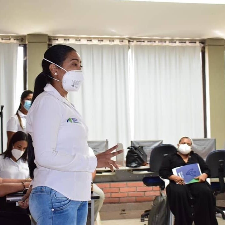 En Barrancas, se socializa plan de vacunación docente