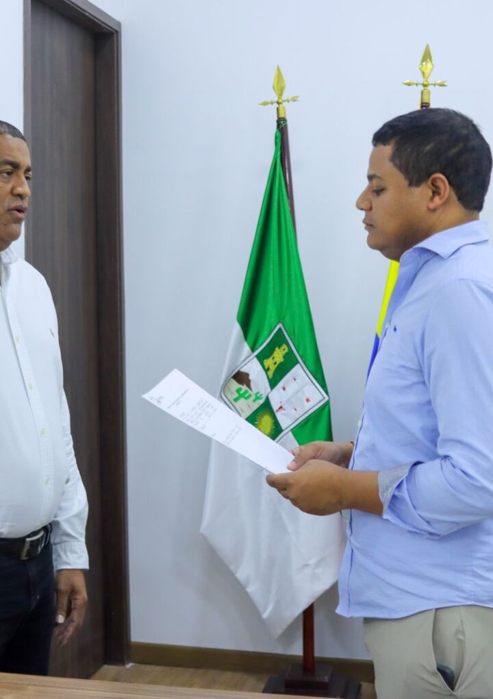 Alcalde de Riohacha posesionó a Wilson Rojas Vanegas como secretario de Gobierno